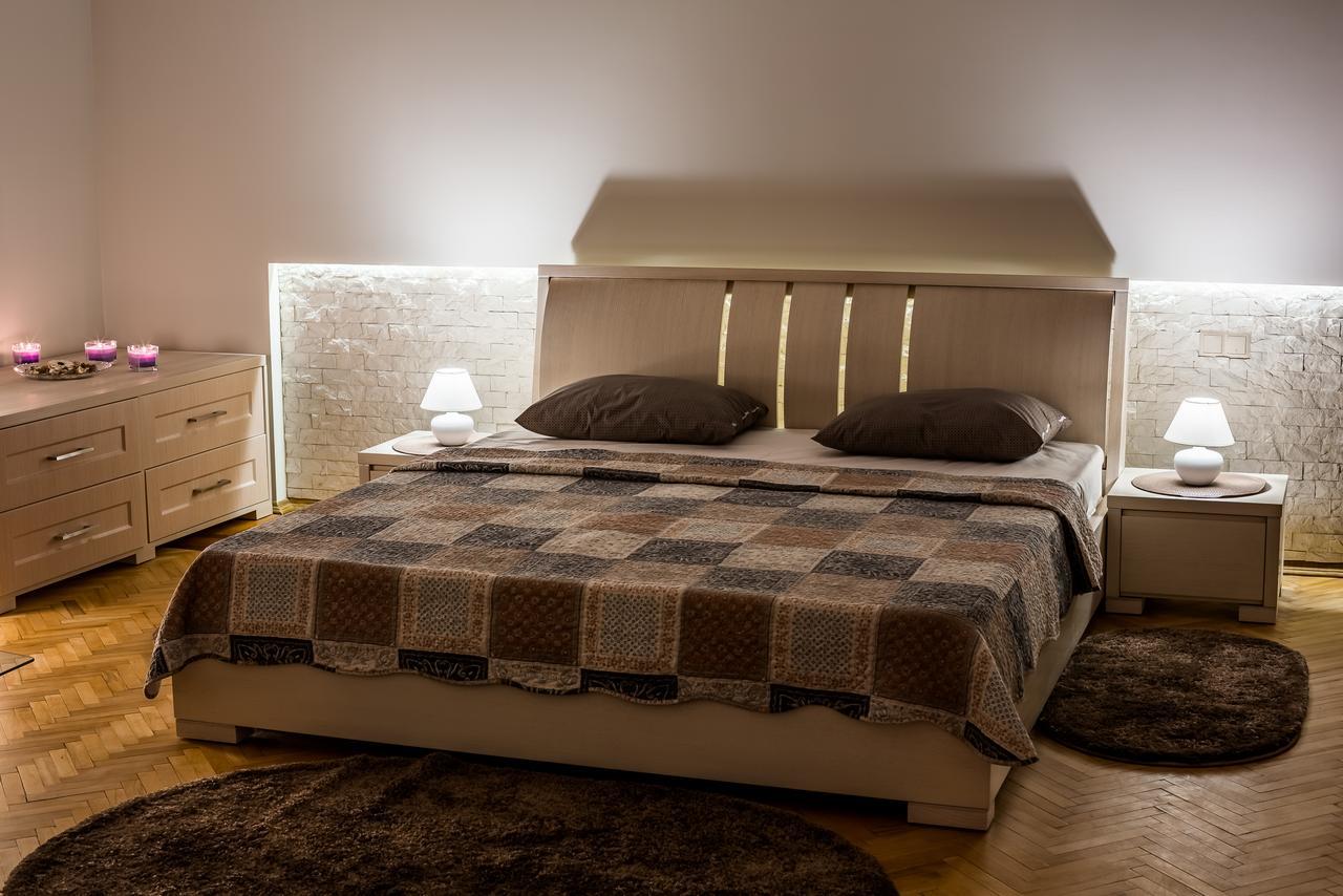 Onlviv Apartments Teatralna 23 מראה חיצוני תמונה