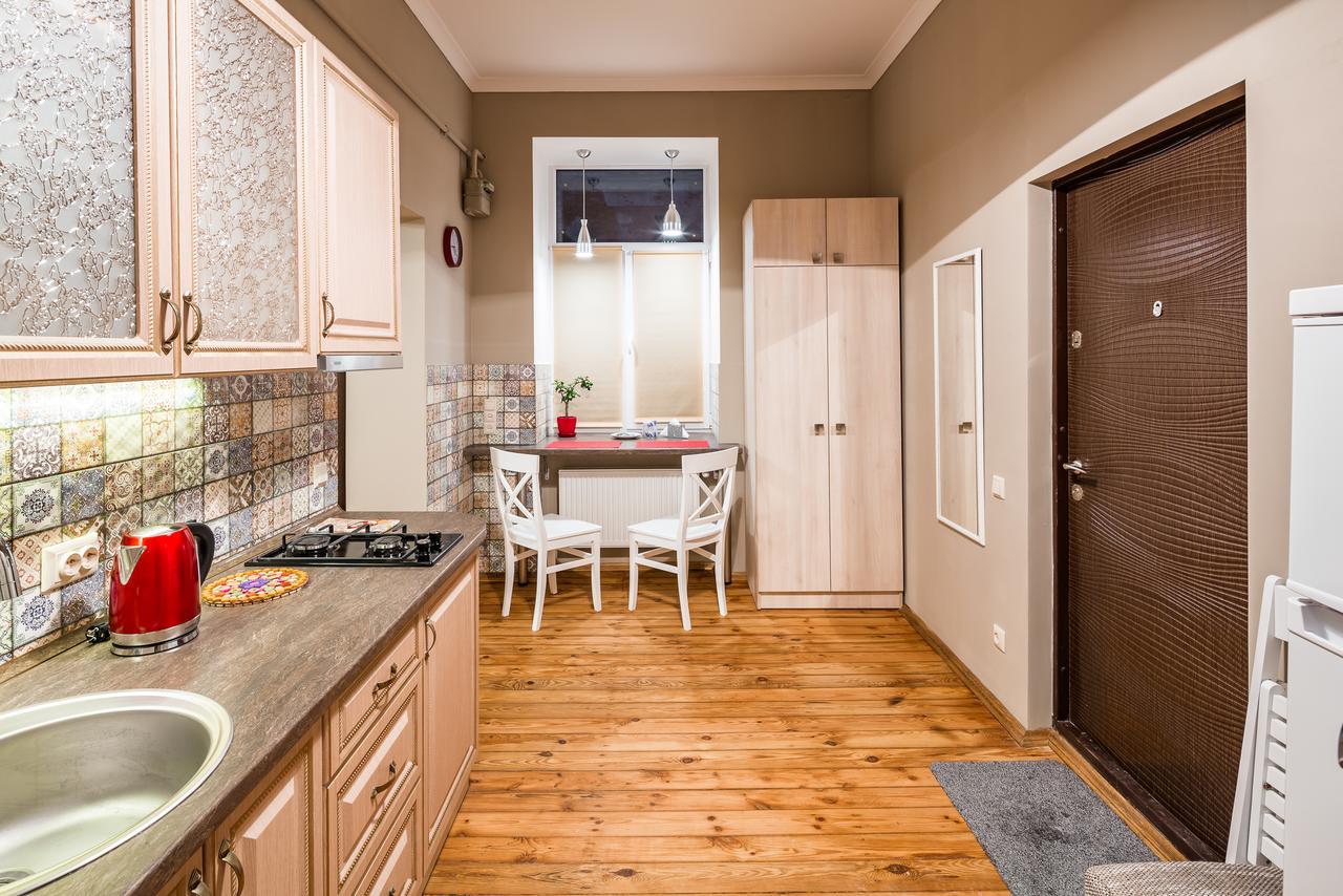 Onlviv Apartments Teatralna 23 מראה חיצוני תמונה