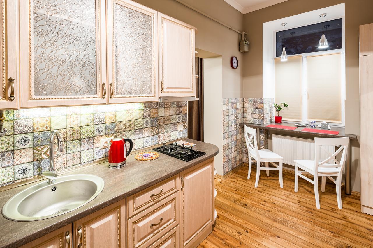 Onlviv Apartments Teatralna 23 מראה חיצוני תמונה