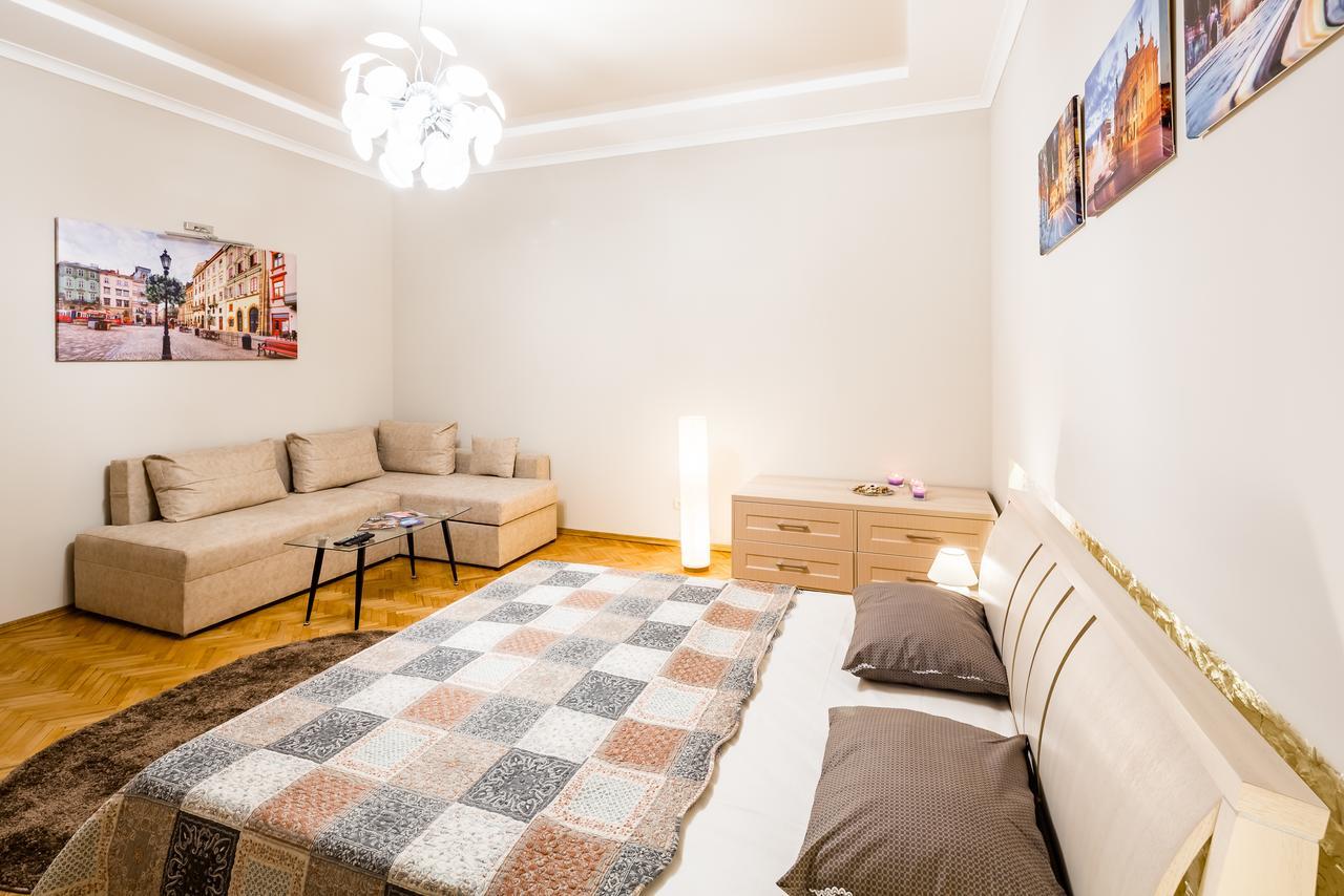 Onlviv Apartments Teatralna 23 מראה חיצוני תמונה