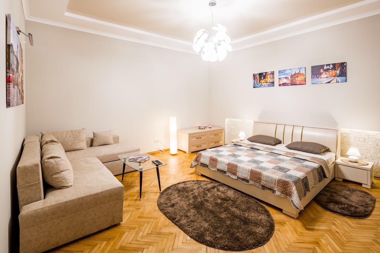 Onlviv Apartments Teatralna 23 מראה חיצוני תמונה